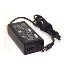 684079-002 Intel 100-250V 0.5A Output 5V 1.5A AC Adapter